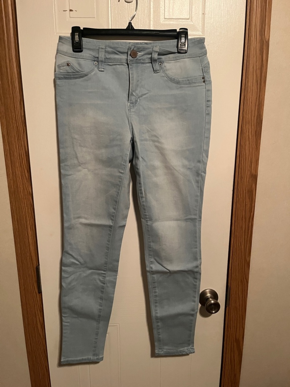 Light Blue Women's Skinny Jeans - Stretch Slim Fit